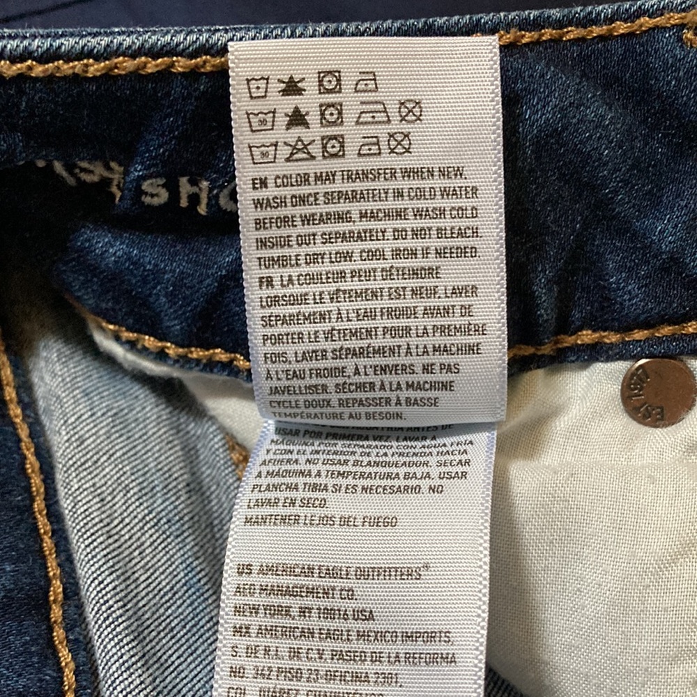 •American Eagle Outfitters Distressed Jean Shorts - Picture 13 of 16